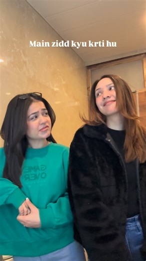 Sakshi Negi on Instagram: "Tag those junk lover’s 😝"