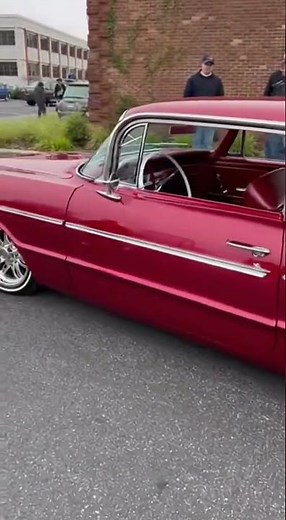 1963 Chevrolet Impala SS 🚘 Candy Apple Red Classic Muscle