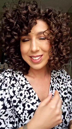Let's go out out! ❤️ #curlyhairtutorial #curls #curlyhair #curlygirl #curlscheck