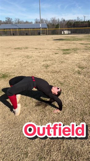 Rate the back bend form 🧐 | Outfield Baseball Drills