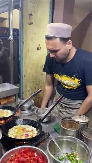 Abbas Umlet centre #foryou #food #foodforfoodies #streetfoodideas #foodie #streetfood