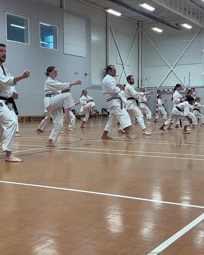 Starting school is a big step for children — and karate can be a powerful tool to ease that transition. At Invicta Karate Academy, our Little Tigers classes (ages 4-6) help children build focus, confidence, and resilience — skills that go beyond the dojo and into the classroom. Through karate, children learn discipline and mindfulness in a fun, supportive environment. This foundation helps them face new challenges at school with calm and courage. If you want your child to start school with a boo