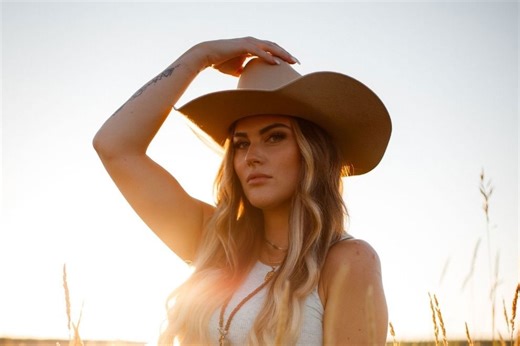 VIDEO PREMIERE: Catie St.Germain - 'Grow'