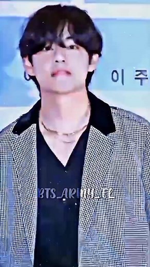 Kim Taehyung Lip Bite Compilation | V's Hottest Moments