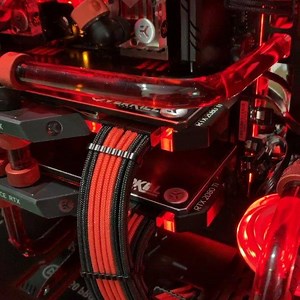 If this isn’t an OVERKILL COMPUTER than idk what is 😍 tag every PC gamer you know because EVERYONE needs to see this Specs: 128GB Trident Z RAM RTX 2080 TI (2x) Threadripper 2990WX Zenith Extreme Alpha 67TB storage | Overkill Gaming