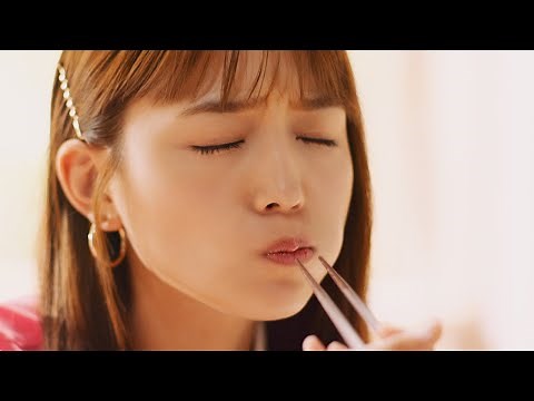 川口春奈、大とろパクッ！至福の表情…思わず心の声も はま寿司新テレビCM「大とろ祭 はまい！」編