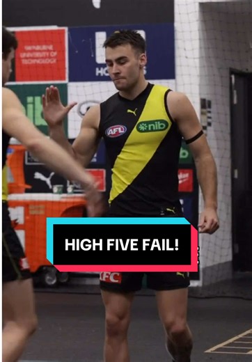 Carry on you guys! #afl #richmond #fail