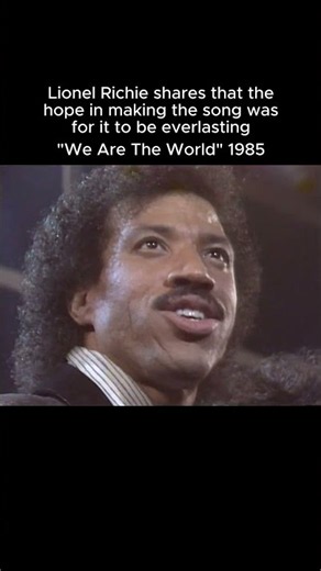 All 40+ artists performing "We Are The World" at the 1986 American Music Awards.