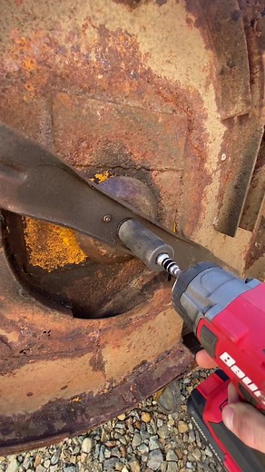 Walker Zeroturn Mower Deck Seal Replacement Guide