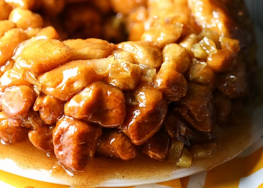 Caramel Apple Monkey Bread