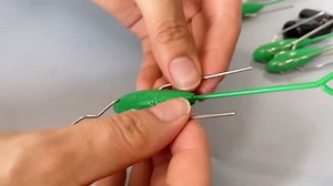 5 PCS Sputnik Sinkers Surf Fishing Weights, Lead Sputnik Weights for Surf Fishing with Long Tail, Surf Casting Fishing Sinkers and Weights in Saltwater Catfish Beach Sand Ocean Fishing