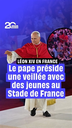 Au Stade de France, le pape Léon XIV préside une veillée de prière avec des jeunes