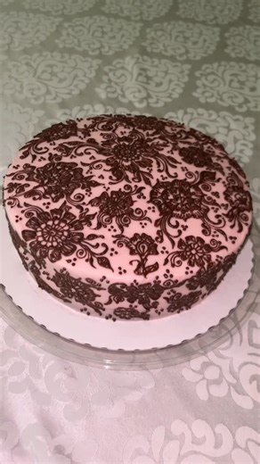 Houston Henna Artist | Inara | Henna cake!! 🧁✨ Getting to do henna on my bday cake was so so fun to do! Text (832)670-5545 to book! #hennacake #hennaart #hennaartist... | Instagram
