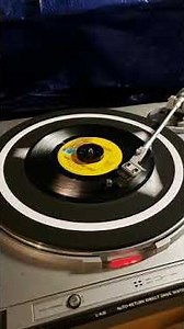 Johnnie Taylor: WHO'S MAKING LOVE