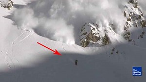 Snowboarder löst Lawine aus: Ein dramatischer Wettlauf beginnt