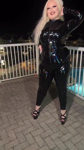 My 2026 Calendar is OUT NOW!!! 🖤 . . . . . . . . . . . #latex #latexmodel #latexfashion #fashion #shiny #latexgirl #leather #pvc #alternative #model #modeling #leggings #blonde #blondie #publicfigure #altmodel #leatherleggings #ootd #altgirl #alternativegirl #reels #girlswithtattoos #goth #gothic #thicc #plussize #latexmodel | CoentheButcher