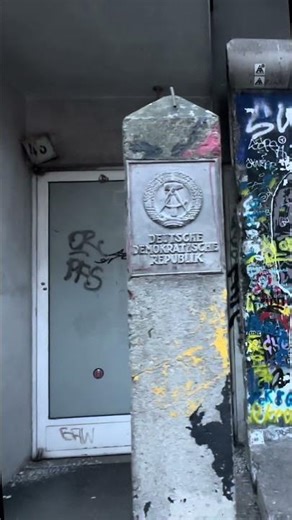 Crossing the Iron Curtain: Checkpoint Charlie (POV 4K)