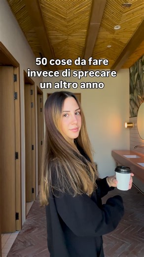 Marta Bocco on Instagram: "Il 2026 si avvicina… ecco 50 cose da fare invece di lasciar passare un altro anno a vuoto: → fai journaling ogni giorno → svegliati un po’ prima → impara una nuova lingua → fai un viaggio da solo/a → diventa bravo/a in 5 piatti “signature” → fai volontariato almeno una volta → crea un fondo di emergenza → cura meglio la tua skincare e haircare → scrivi lettere al tuo “io” del futuro → impara a parlare in pubblico → crea un guardaroba essenziale → inizia una routine di 
