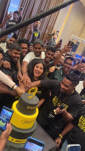 Binance 9th Anniversary Meetup Colombo – Cake Cutting Celebration