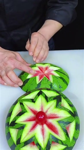 Turning Watermelon Scraps into Something Amazing – You Won’t Believe This DIY Transformation!