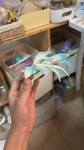 136K views · 4.9K reactions | Silk Threads，Free tutorials and more beautiful Ronghua: https://fullflowers-china.myshopify.com Link is in my bio, or you can search fullflowers on Google to find my website. #silk thread #mulberry silk thread #Embroidery thread#handmade #ronghua #silkflower corsage #weddingcorsage #corsage #hairpin #brooch | Fullflowers | Facebook