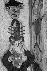 ‘Pinched’, 2020. An animated photograph from my new publication ‘Roger the Rat’, published by Hatje Cantz 2020 and distributed by Artbook / D.A.P.. You can buy the book and watch the trailer for the upcoming film via my webpage: https://www.rogerballen.com/roger-the-rat #rogerballen #ballenesque #rogertherat #creature #rats #ratlover #ratsofinstagram #ratstagram #ratties #fancyrat #ratlove #ratcommunity #fancyrats #ratsofinsta #ratsareawesome #ratlover #loverats #iloverats #ratsrule #ratsagram #