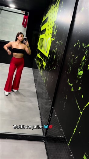 @DEFYN Store #outfitinspo #redonm #gymtime #gymclothes #CapCut