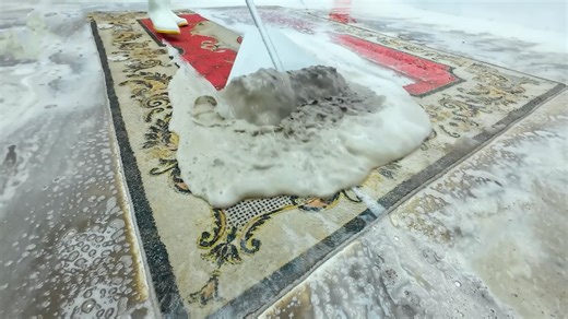 Deep Carpet Cleaning – Revealing the True Pattern Under Layers of Dirt