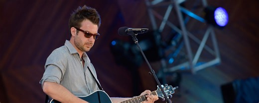 3 Remarkable Live Covers of Your Favorite Artists, Performed by Howie Day