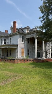115K views · 5.5K reactions | I came across this beautiful old home several years back in North Carolina. This one had been owned by several different people that had big dreams. Unfortunately it hadn’t worked out and at the time I did this video it was owned by the bank. I understand a new hopeful person has acquired it. I wonder how it’s doing. I’m gonna have to go check on her. | A lady called Johnna | Facebook