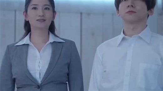 教导主任，无微不至的给学生补习功课。