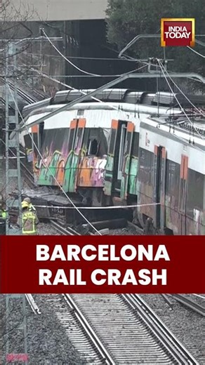 #barcelona Commuter Rail Crash Disrupts Service Days After Deadly #spanish Train Collision