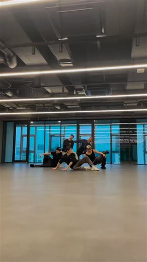 it's been 10 years since NCT debut and we still haven't gotten that fckn T7S dance practice video 😩