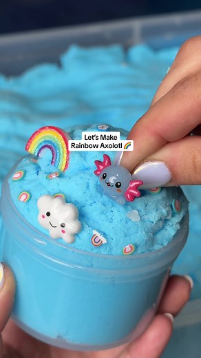 The newest Axolotl family member might be my favorite 🤭Peachybbies.com restocks Friday at 7pm EST! ✨🎉