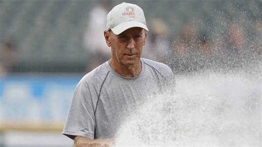 White Sox icon Roger Bossard inducted into MLB Groundskeepers Hall of Fame