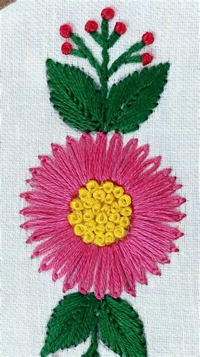 Very Attractive Floral Pattern 🌻 Lazy Daisy Stitch Embroidery #shorts