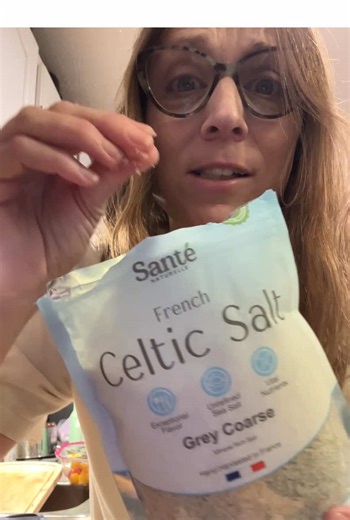 This Celtic Grey Sea salt is high quality and packed with nutrients!! #seasalt #salt #cooking #healthycooking