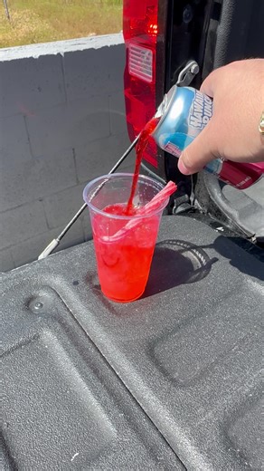 Mixing Hawaiian Punch with Hawaiian Breeze | Fun Drink Experiment!