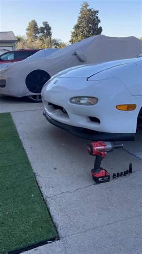 Adam on Instagram: "$7k wheels on a Rx7 makes sense! 19” BBS Super RS Custom #rx7 #rotary #jdm #wheels #fd3s"