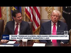 Momen Trump Terekam Menahan Kantuk di Rapat Kabinet 3 Jam