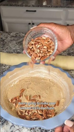 How to Make Peach Cobbler Sticky Buns