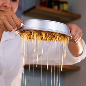 320K views · 1K reactions | Make your routine cooking time interesting with these hacks and pro tips! | 5-Minute Crafts Family | Facebook