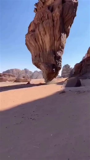 Defying gravity. Have you seen an inselberg before? Also known as a monadnock, this rock hill is characterised by how strongly it rises from its surroundings. 📍Saudi Arabia Video via @7ama._.hd #geology #science #geologyscienceinfo #saudiarabia #rock #earth #nature #planet | Geology Science Official