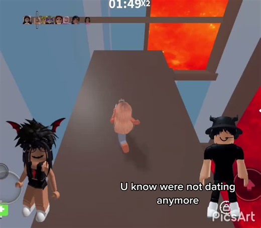 Not the charger thing 💀🥲#WidenTheScreen #fypthingss #trendy_vid #blowmeupttplss #viral_vid_tt #robloxstyles #ragerunner #slender #c&p #robloxstories