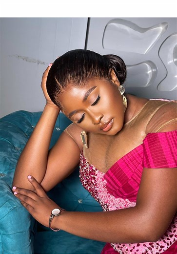 Replying to @Hawah’s styling 🇸🇱👑 Yeahhhhh 😊🥰 Beauty /fashion /commercial /lifestyle model . I’ll be trying out different genres.#fyp #modeling #fashion #modelingagency #contentcreator