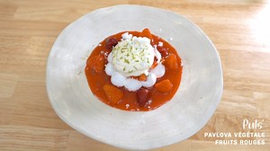 59K views · 317 reactions | Peut-on faire une meringue sans blanc d'œuf ? 樂 OUI, avec l'aquafaba ! Démonstration avec l'eau de cuisson de pois chiche et la recette de pavlova végétale aux fruits rouges  #PulsTesRecettes avec Fabrice Mignot  | Les huiles et les protéines végétales de France, c'est Terres OléoPro | Facebook