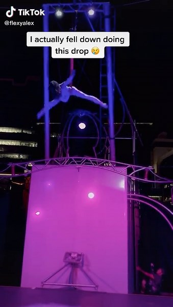 #circus #flexible #dangerous #show #gymnastics #acrobatics