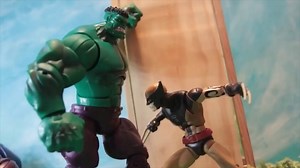 Marvel - Hulk vs. Wolverine (Stop motion)