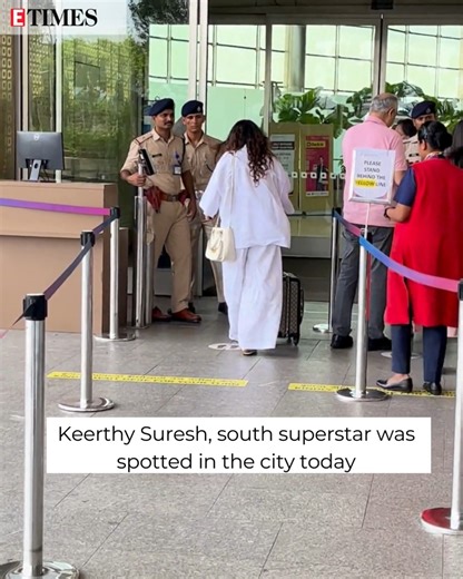 Known for her roles in the south films, Keerthy Suresh who won four SIIMA Awards was spotted in the city. #KeerthySuresh #bollywood #Tollywood #etimes | ETimes