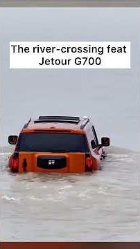 The Chinese hybrid SUV Jetour G700 crosses the Yangtze River 😳